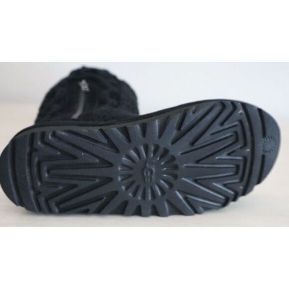 UGG 1146010 Women's Sz 6 Black Classic Cardi Cable-Knit Pull On Boots - Picture 12 of 16